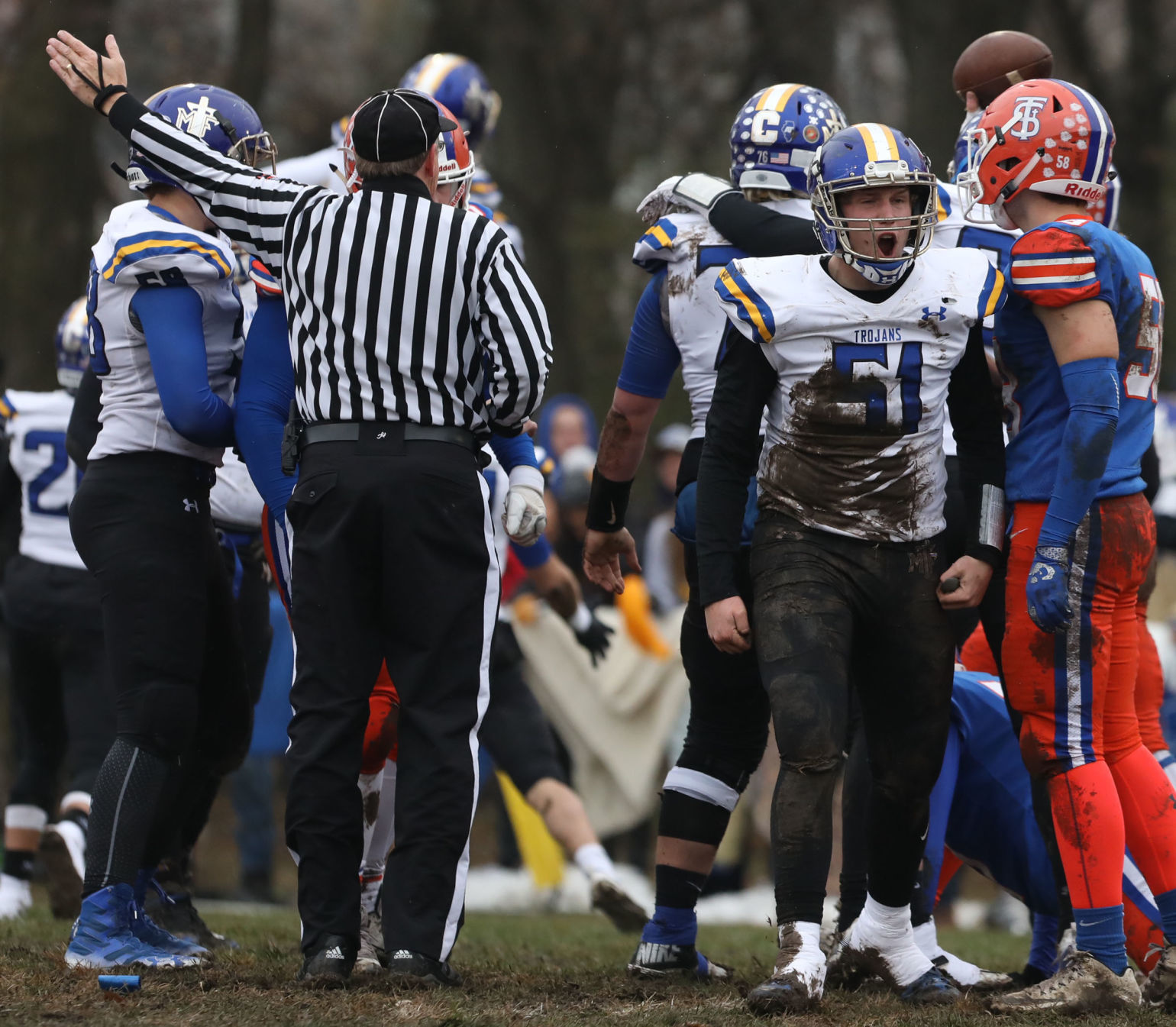Maroa Forsyth vs St Teresa football 14 11.17.18.jpg